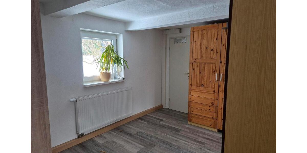 Einfamilienhaus Seesen - 4 Zimmer, 110 m&sup2;, 770&euro; | Angebot:25105723