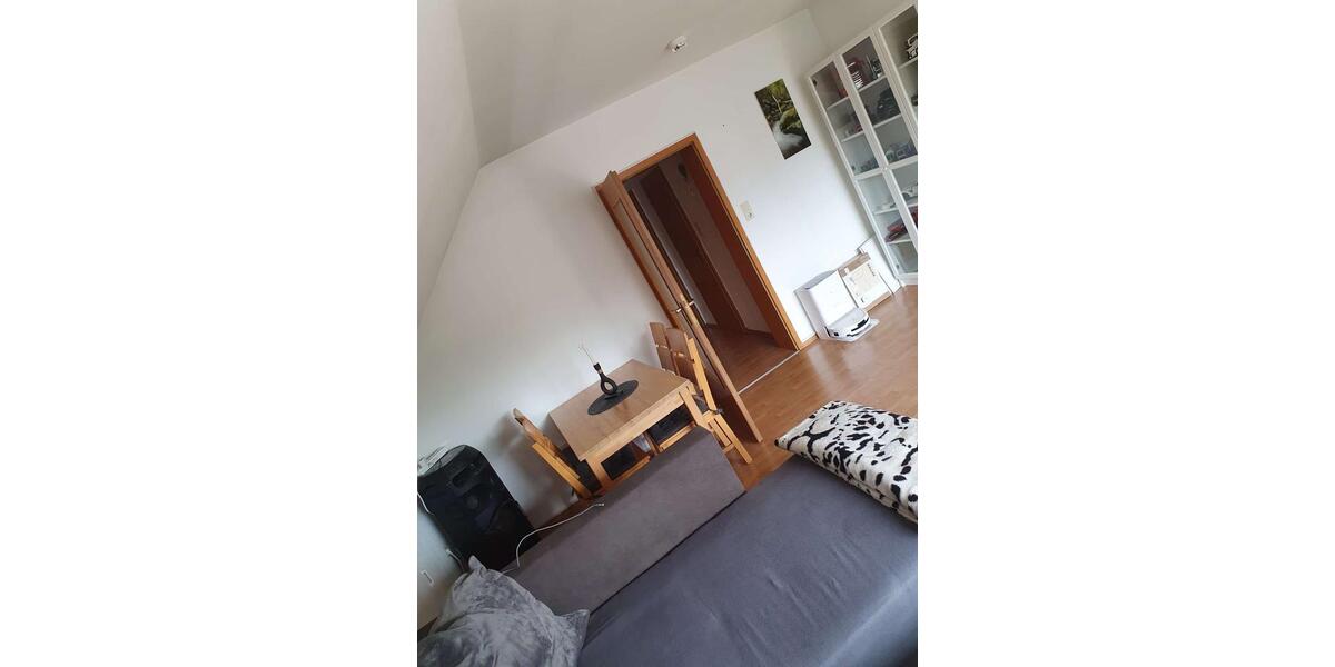 Dachgeschoßwohnung Knüllwald - 3 Zimmer, 88 m&sup2;, 530&euro; | Angebot:26570961