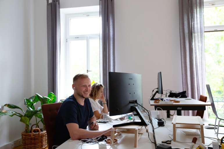 Gewerbeobjekt Karlsruhe - 1.200&euro; | Angebot:25346112