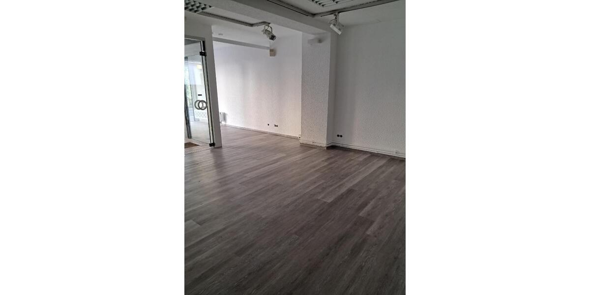 Gewerbeobjekt Holzminden - 300&euro; | Angebot:23026437