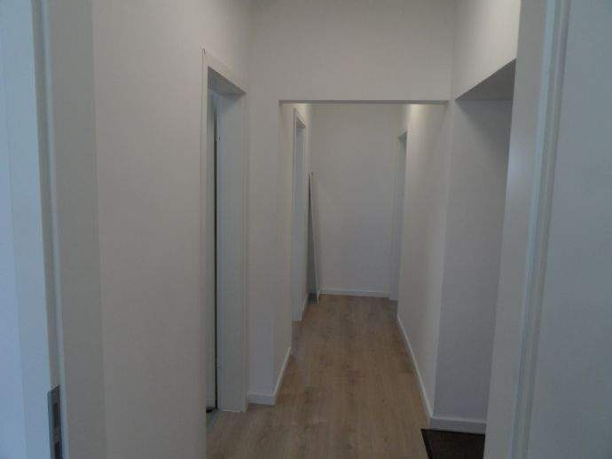 Etagenwohnung Köln Sürth - 3 Zimmer, 94 m&sup2;, 1.250&euro; | Angebot:26723163