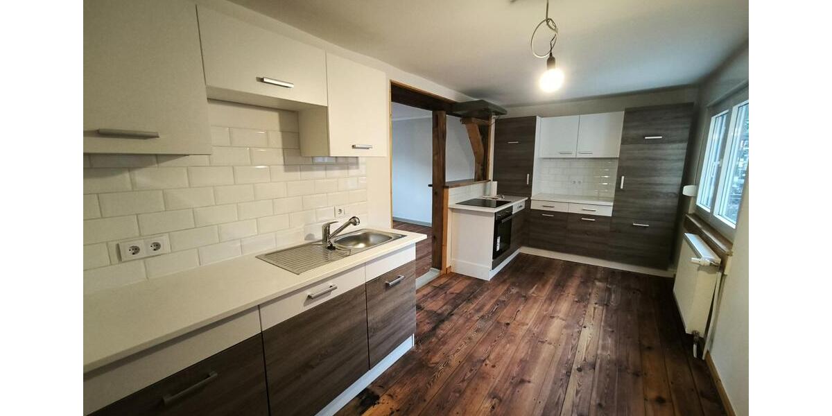 Etagenwohnung Bad König - 4 Zimmer, 125 m&sup2;, 1.150&euro; | Angebot:24650389