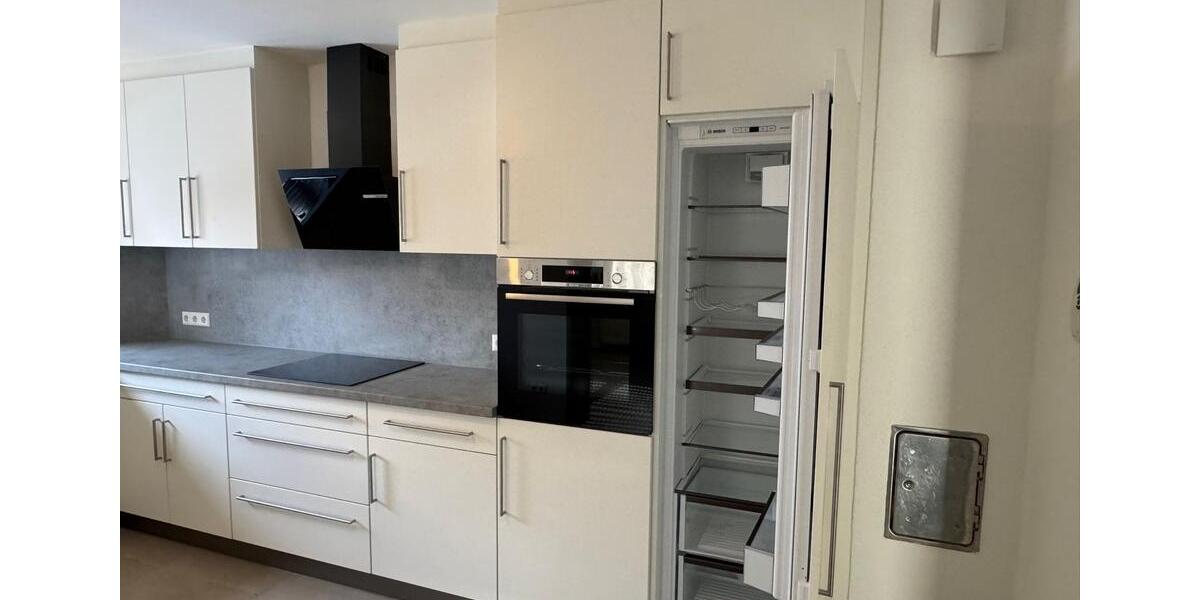 Erdgeschoßwohnung Leipheim - 11 Zimmer, 250 m&sup2;, 2.600&euro; | Angebot:25220766