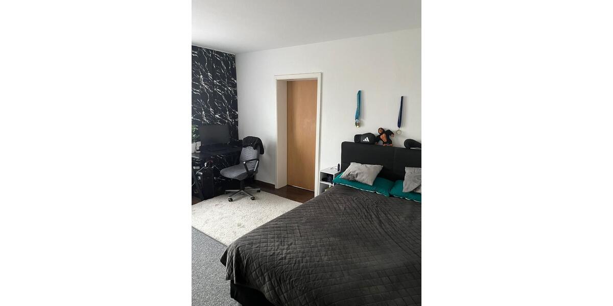 Etagenwohnung Borgholzhausen - 4 Zimmer, 90 m&sup2;, 1.000&euro; | Angebot:24685225