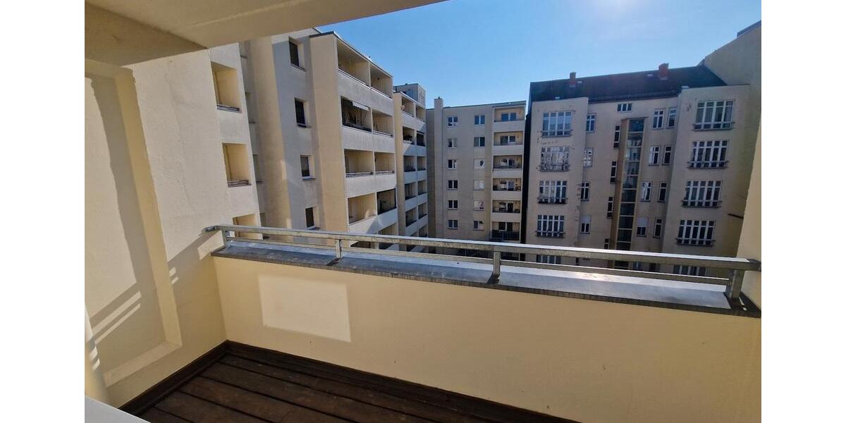 Etagenwohnung Magdeburg - 3 Zimmer, 82 m&sup2;, 639&euro; | Angebot:25144782