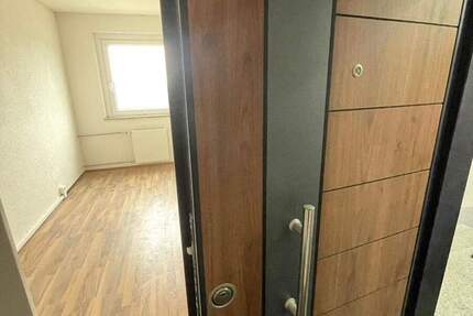 Wohnung Schneeberg Neustädtel - 3 Zimmer, 70 m&sup2;, 420&euro; | Angebot:22507049