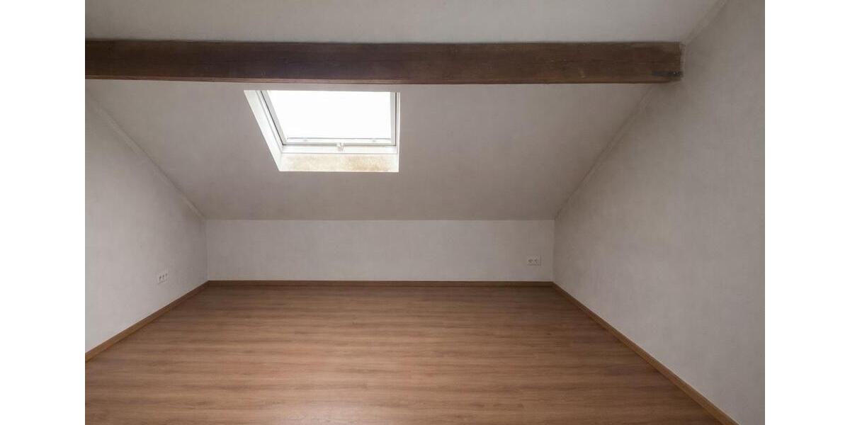 Dachgeschoßwohnung Eschenburg - 1 Zimmer, 56 m&sup2;, 550&euro; | Angebot:26223339