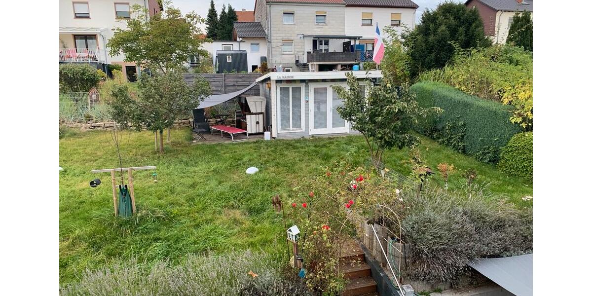Doppelhaushälfte Sulzbach (Saar) - 4 Zimmer, 90 m&sup2;, 1.200&euro; | Angebot:24780402