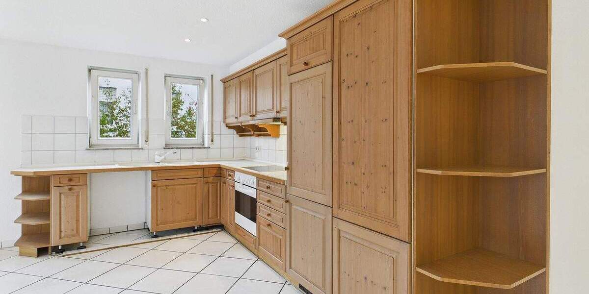 Charmante Wohnung in Warmbronn: Drei Zimmer, Tiefgarage und eine ruhige Lage in Wald- und Feld Nähe 3 zimmer