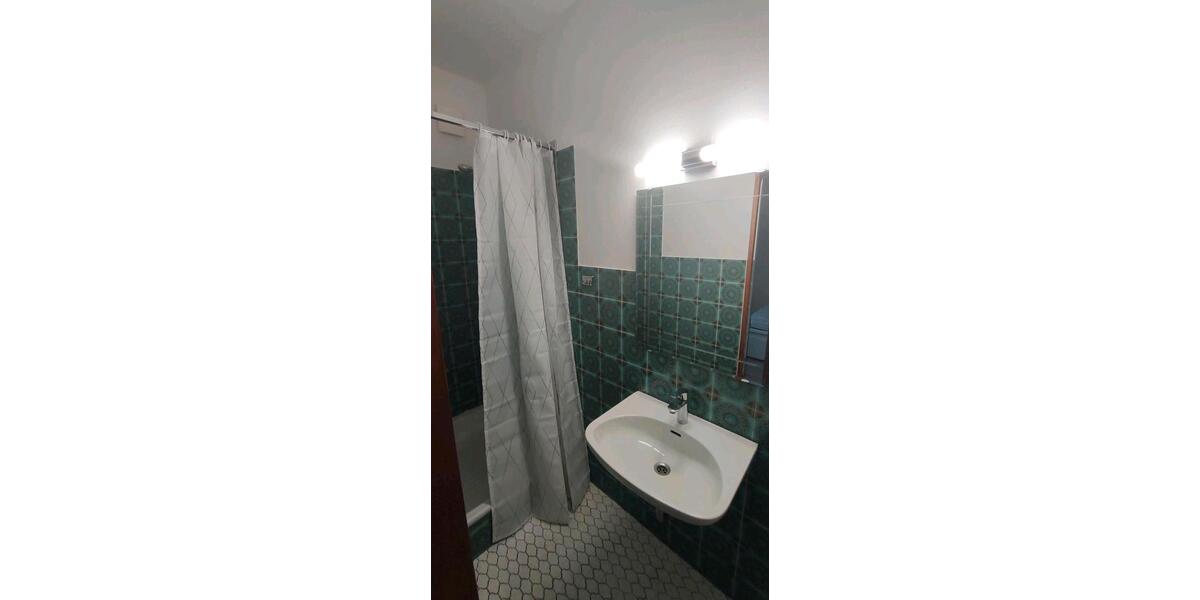Wohnen auf Zeit Bad Bocklet - 1 Zimmer, 13 m&sup2;, 350&euro; | Angebot:26223123