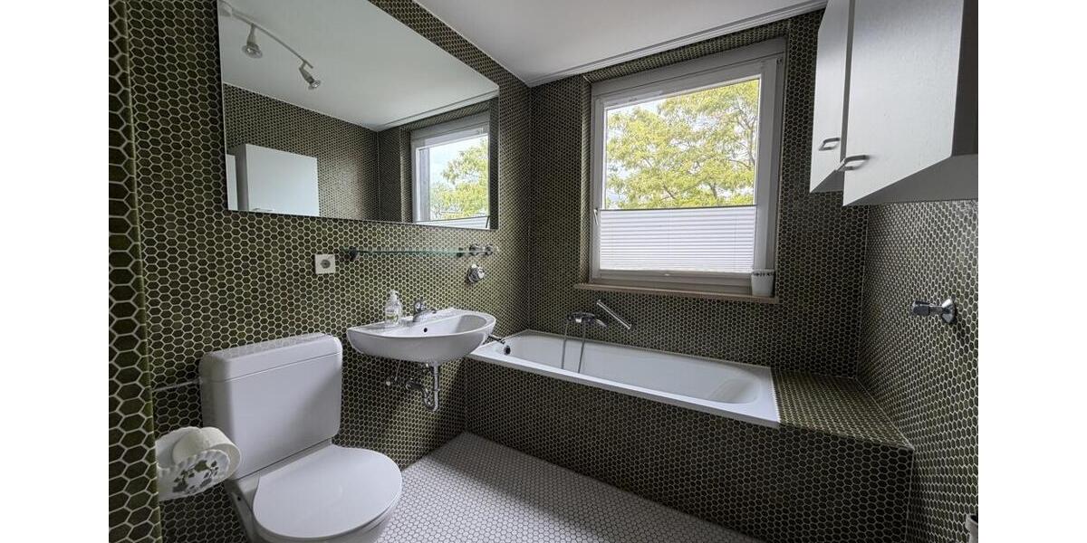 Terrassenwohnung Feldafing - 4 Zimmer, 118 m&sup2;, 1.975&euro; | Angebot:26600699