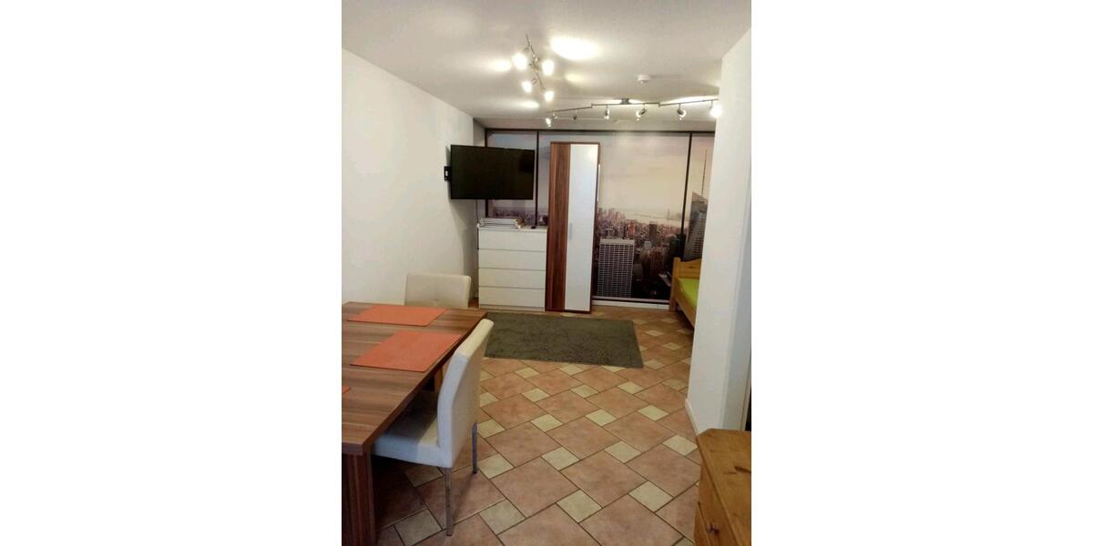 Erdgeschoßwohnung Bruckmühl - 1 Zimmer, 30 m&sup2;, 600&euro; | Angebot:25158147