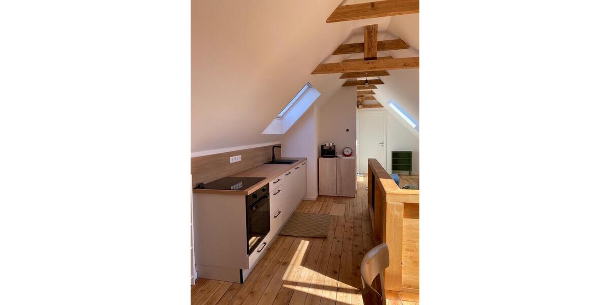 Dachgeschoßwohnung Freiburg im Breisgau Ebnet - 3 Zimmer, 50 m&sup2;, 1.200&euro; | Angebot:26440315