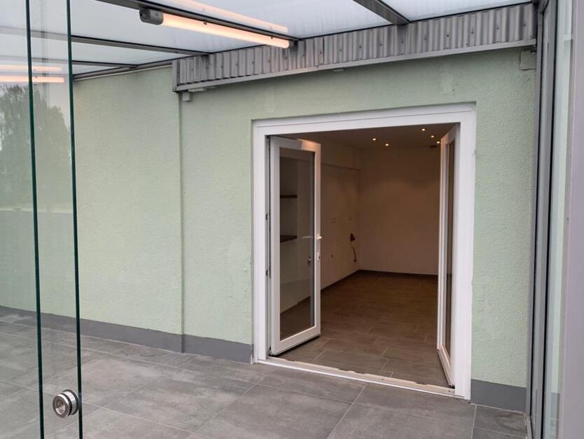 Moderne Gewerbe- und Bürofläche in Lipperbruch zu vermieten