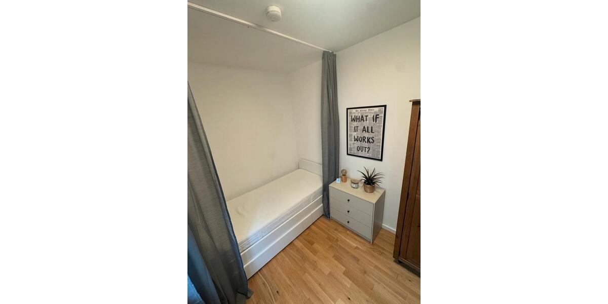 Wohnen auf Zeit Osnabrück - 4 Zimmer, 95 m&sup2;, 375&euro; | Angebot:26302515