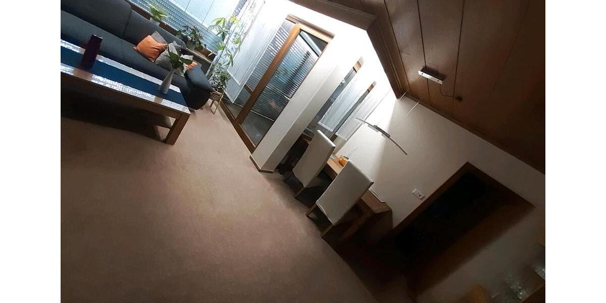 Etagenwohnung Amberg - 3 Zimmer, 83 m&sup2;, 820&euro; | Angebot:26504072