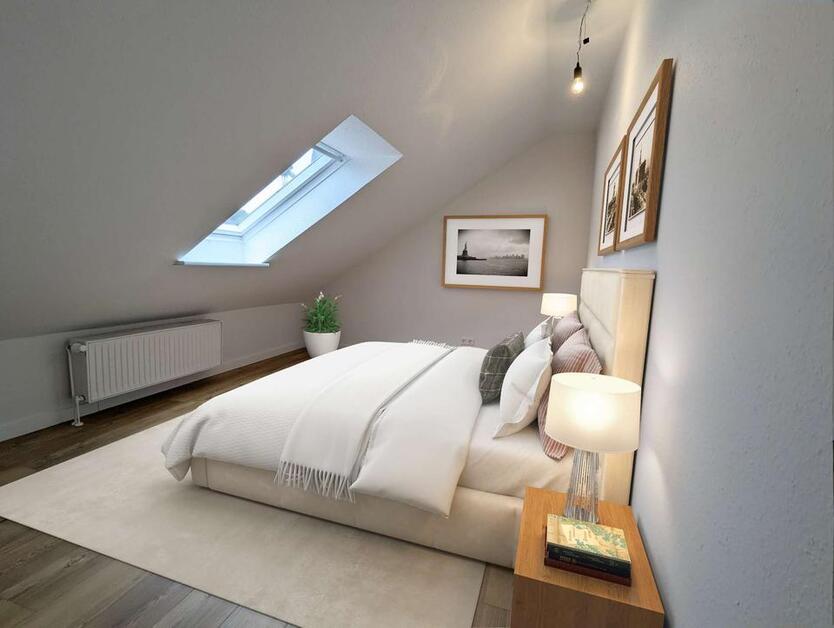 Frisch renoviert! Schönes WG-Zimmer in DG-Wohnung für junges Wohnen nahe Oldenburg Wildenloh