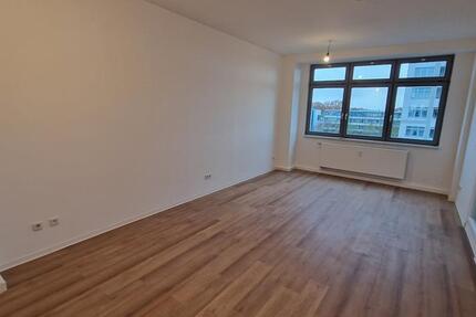 Ab 16.10. frei - Eure neue 2-Zimmer-Wohnung mit Balkon ruft!