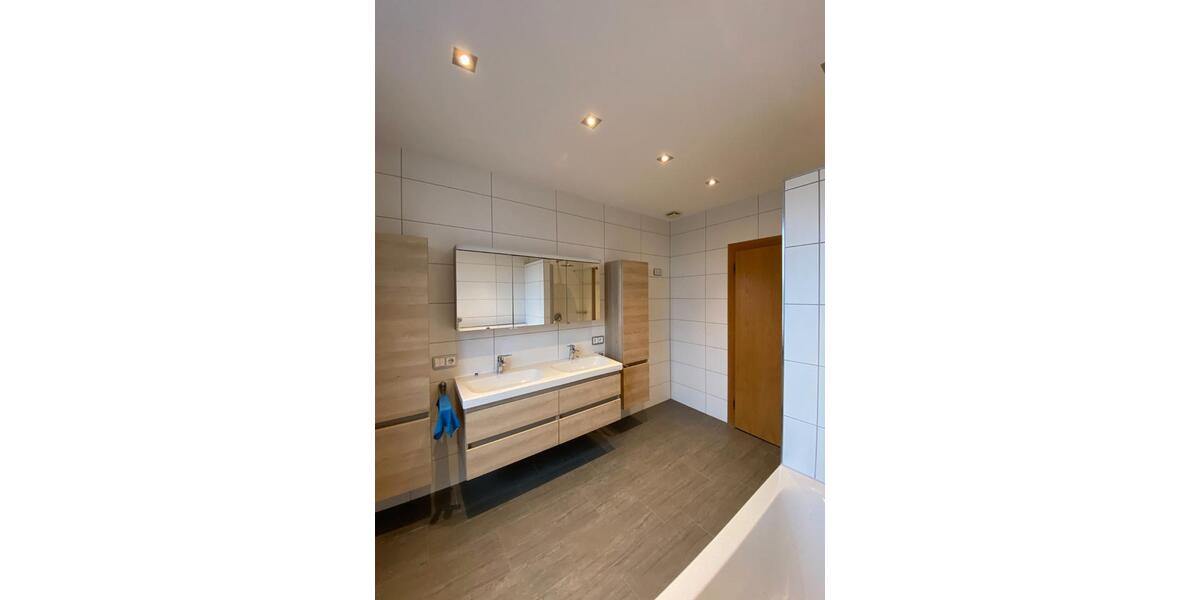 Etagenwohnung Biessenhofen - 4 Zimmer, 99 m&sup2;, 1.050&euro; | Angebot:26278735