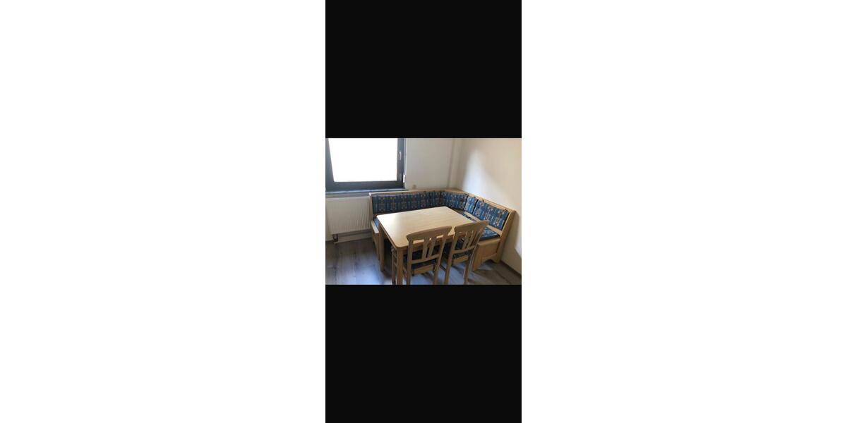 Etagenwohnung Ebersdorf bei Coburg - 4 Zimmer, 115 m&sup2;, 800&euro; | Angebot:24860746