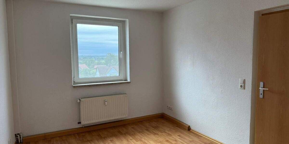 Etagenwohnung Strehla - 3 Zimmer, 72 m&sup2;, 471&euro; | Angebot:25697407