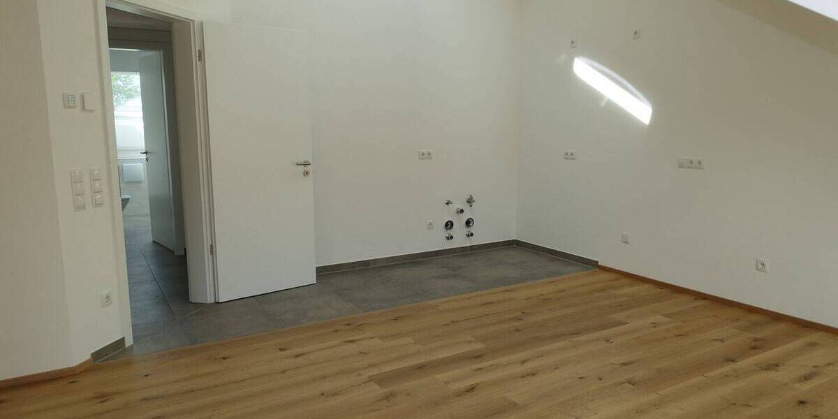 Etagenwohnung Kraiburg - 2 Zimmer, 65 m&sup2;, 815&euro; | Angebot:26816807