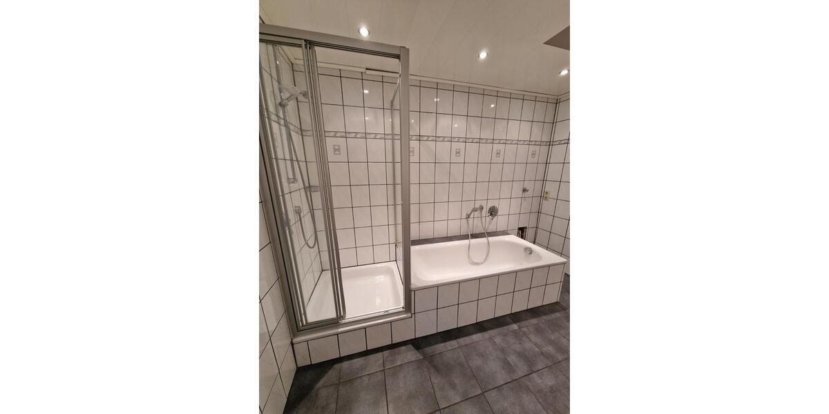 Maisonettenwohnung Mönchengladbach Nord - 4 Zimmer, 101 m&sup2;, 950&euro; | Angebot:24704180