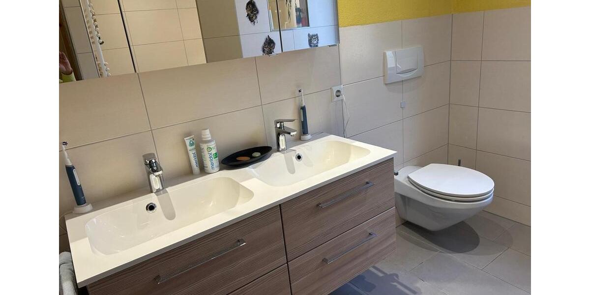 Etagenwohnung Pfullendorf - 4 Zimmer, 140 m&sup2;, 1.400&euro; | Angebot:24649541