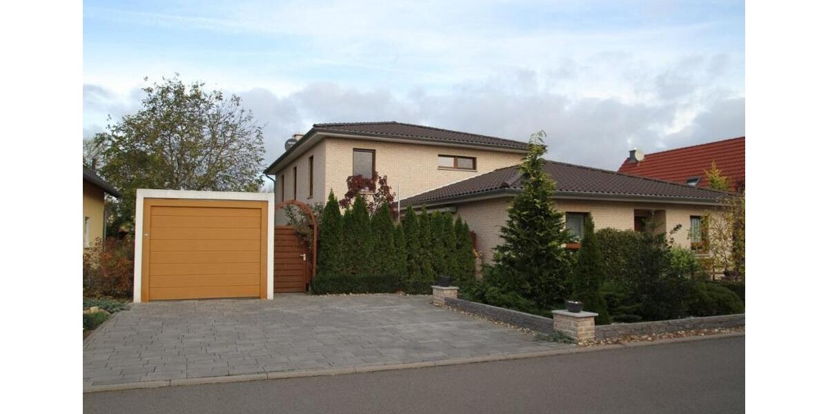 Erdgeschoßwohnung Elxleben - 3 Zimmer, 92 m&sup2;, 1.190&euro; | Angebot:25406336