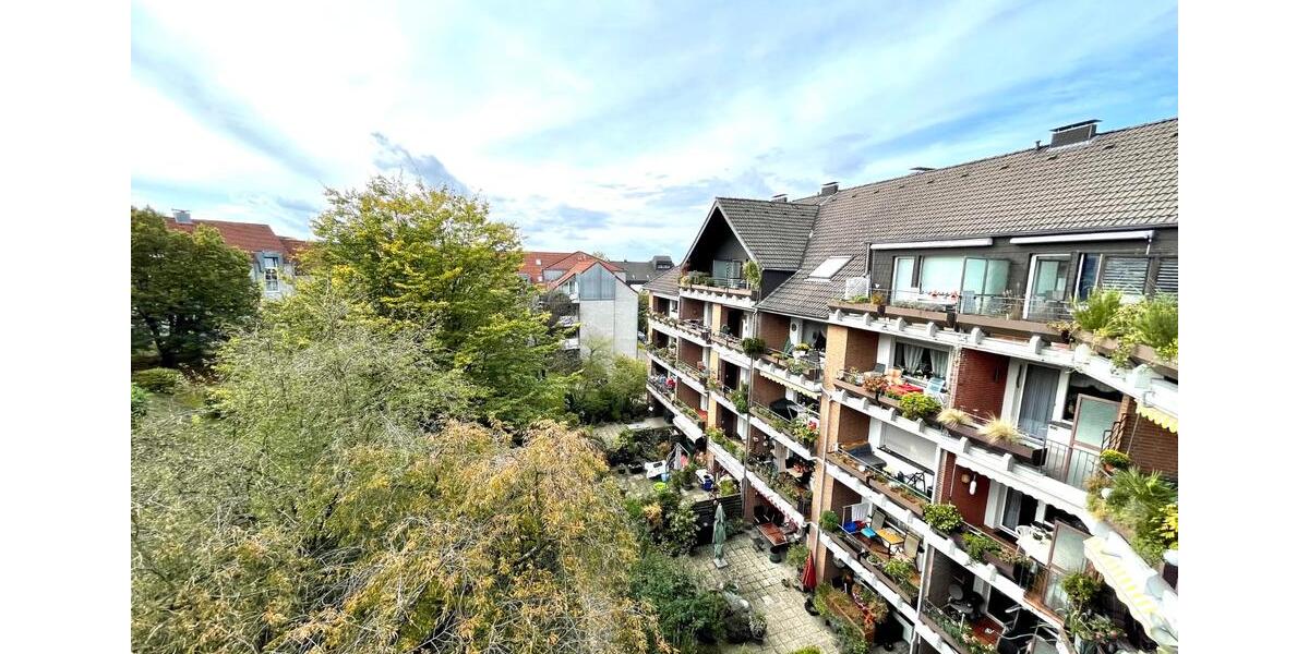 Dachgeschoßwohnung Solingen Burg - 3 Zimmer, 80 m&sup2;, 899&euro; | Angebot:25831726
