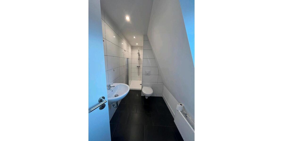 Etagenwohnung Wabern - 4 Zimmer, 125 m&sup2;, 700&euro; | Angebot:26267028