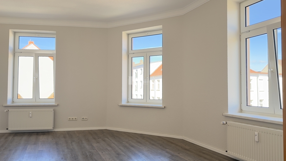 Für Menschen, die ankommen wollen - nicht nur einziehen - 2 Zimmer Balkon TagesLichtBad EBK 2. OG - Etagenwohnung Schwerin Paulsstadt | Angebot:26818944