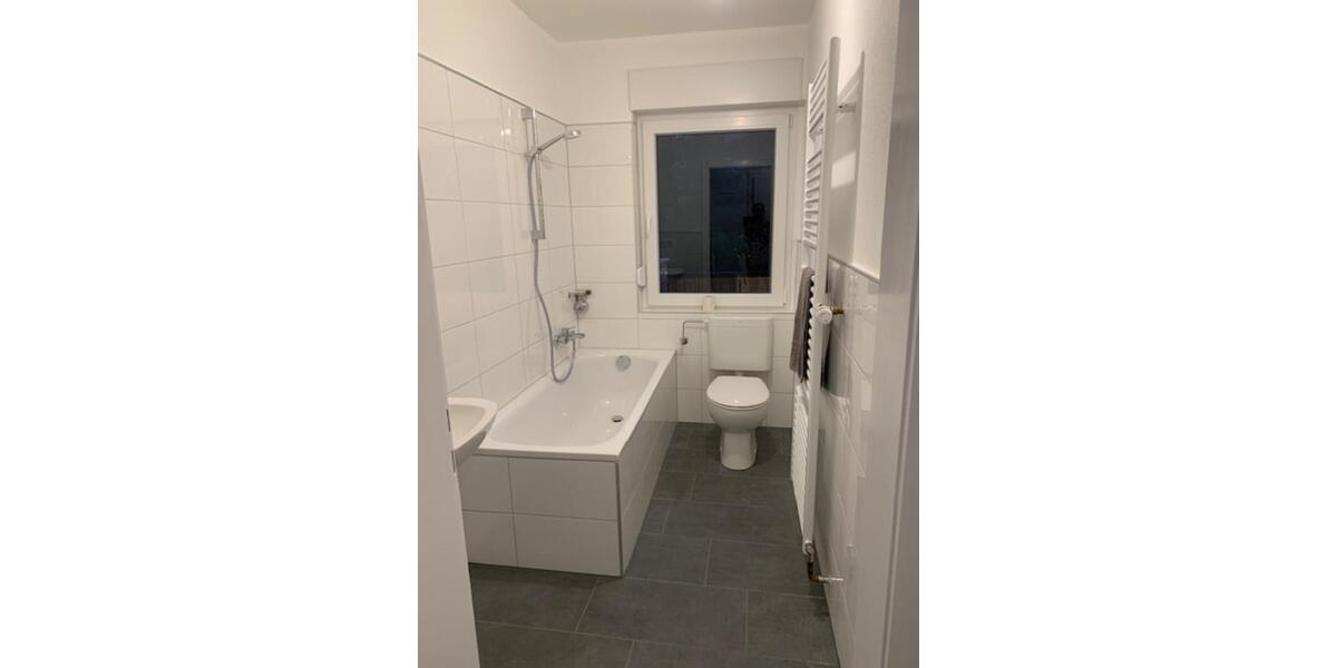 Etagenwohnung Solingen - 1 Zimmer, 43 m&sup2;, 430&euro; | Angebot:24740045