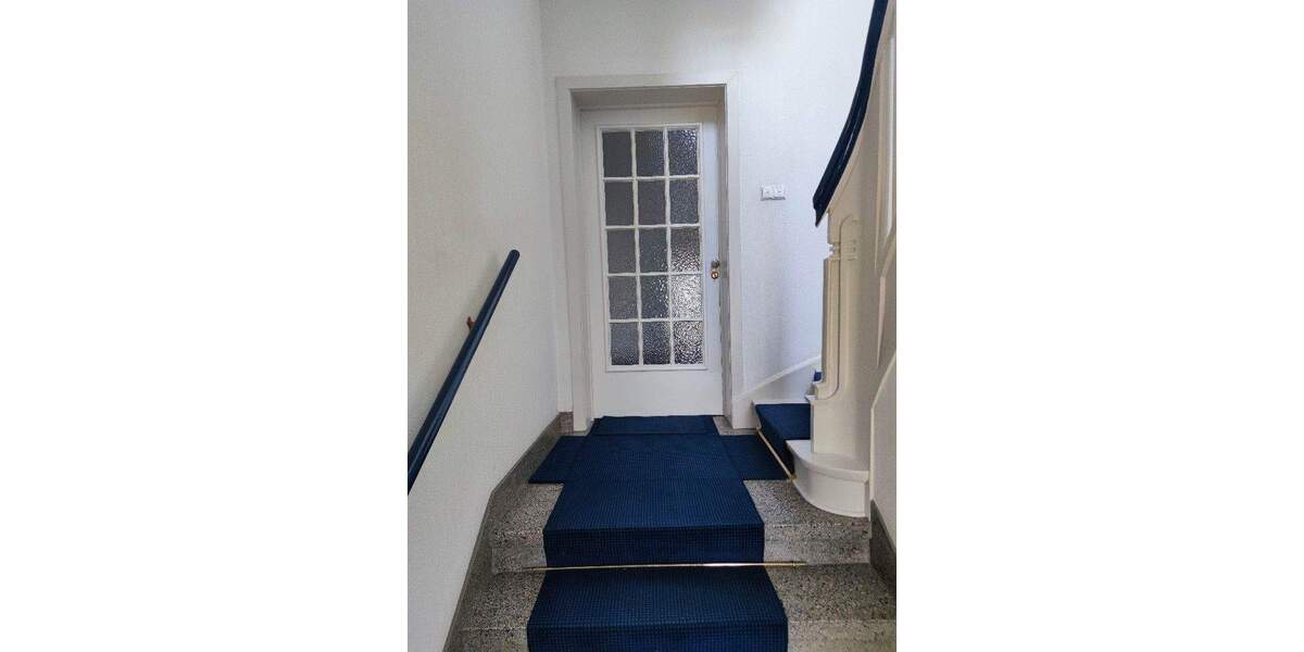 3-Zi-Whg. (unrenoviert) mit Balkon und Gartenmitbenutzung in bester Lage von Golzheim 3 zimmer