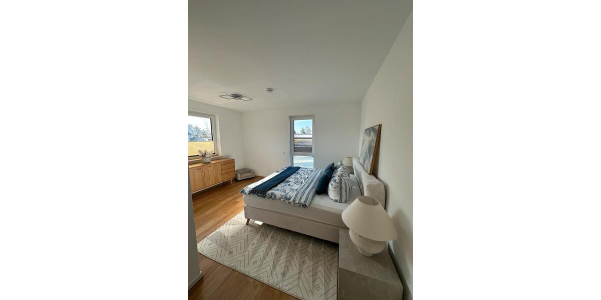 Etagenwohnung Wolmirstedt - 3.5 Zimmer, 102 m&sup2;, 1.267&euro; | Angebot:26602660