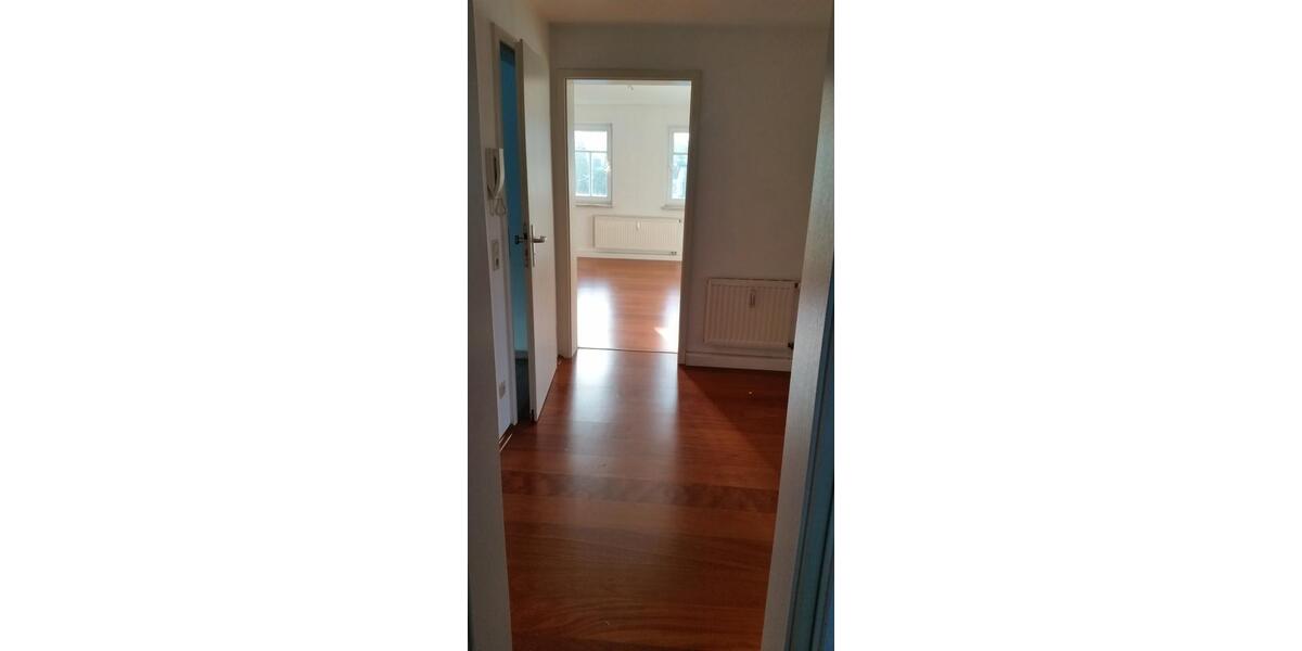 Dachgeschoßwohnung Limbach-Oberfrohna Oberfrohna - 3 Zimmer, 58 m&sup2;, 355&euro; | Angebot:26211122