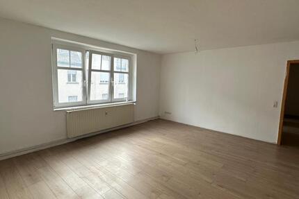 Wohnung Bitterfeld-Wolfen Bitterfeld - 2 Zimmer, 60 m&sup2;, 592&euro; | Angebot:26518996