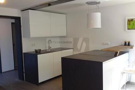 MODERN RENOVIERTE Wohnung - IDEAL FÜR WG