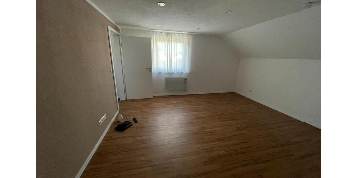 Etagenwohnung Bad Waldsee - 3 Zimmer, 95 m&sup2;, 1.200&euro; | Angebot:25238717