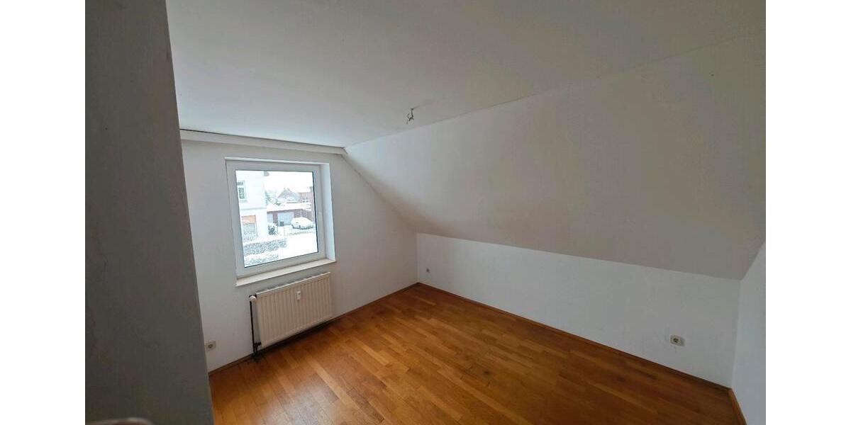 Dachgeschoßwohnung Jever - 2 Zimmer, 55 m&sup2;, 580&euro; | Angebot:25515074