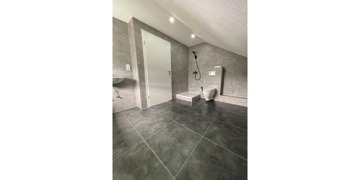 Dachgeschoßwohnung Nordheim - 3 Zimmer, 80 m&sup2;, 1.000&euro; | Angebot:26702482