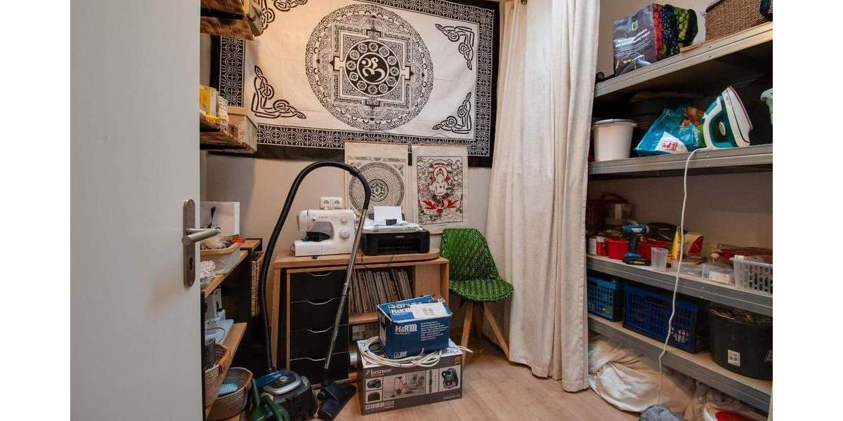 Etagenwohnung Kitzingen - 2 Zimmer, 96 m&sup2;, 850&euro; | Angebot:25705691