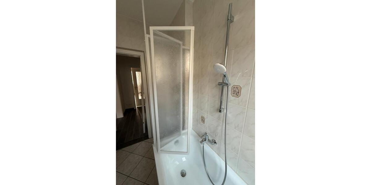 Erdgeschoßwohnung Hohenmölsen - 3 Zimmer, 59 m&sup2;, 700&euro; | Angebot:24626963