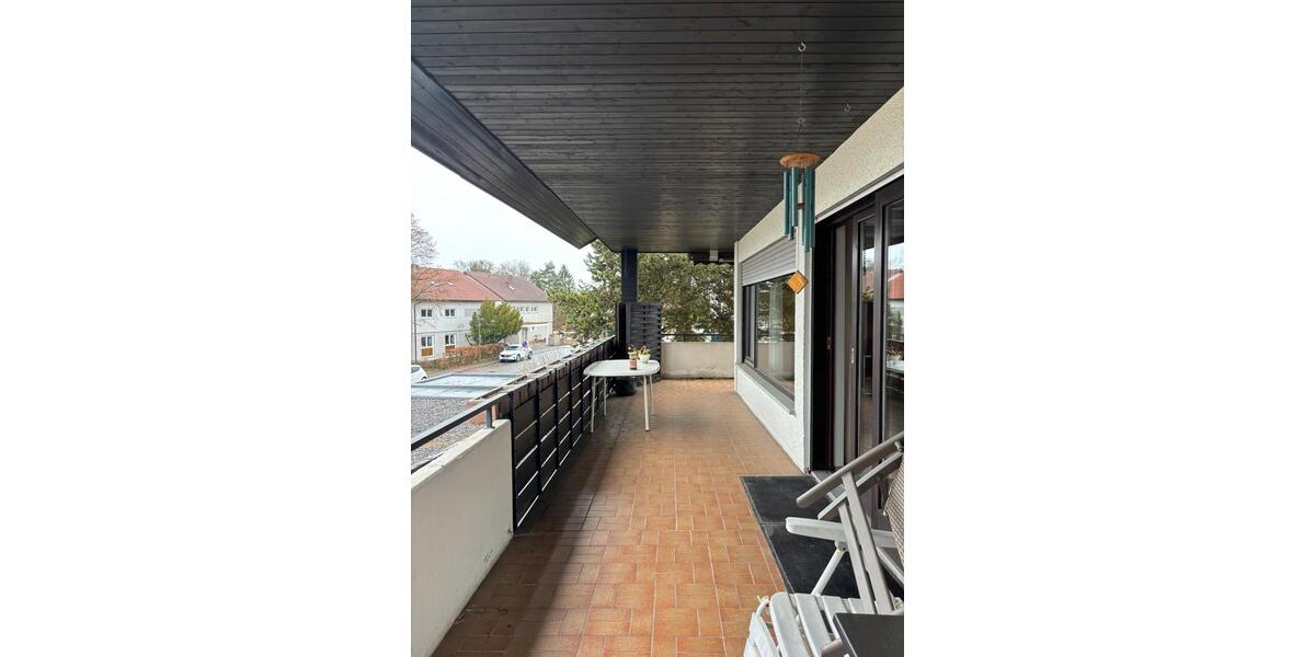 Hochparterre Villingen-Schwenningen Schwenningen - 4 Zimmer, 144 m&sup2;, 1.350&euro; | Angebot:25919088