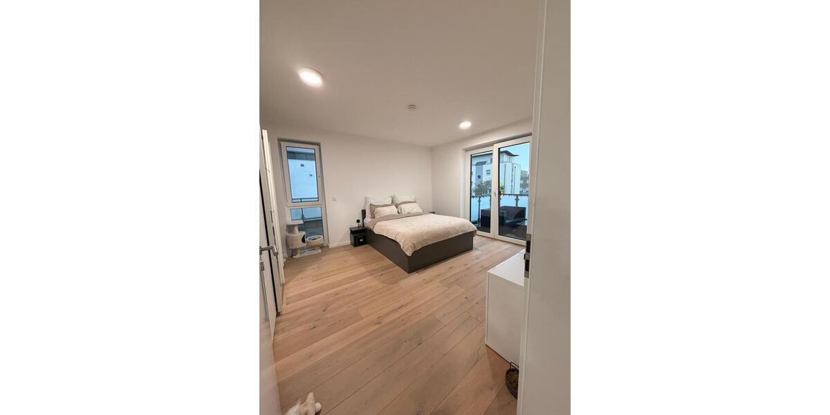 Etagenwohnung Hennef (Sieg) - 3 Zimmer, 96 m&sup2;, 1.598&euro; | Angebot:26035746