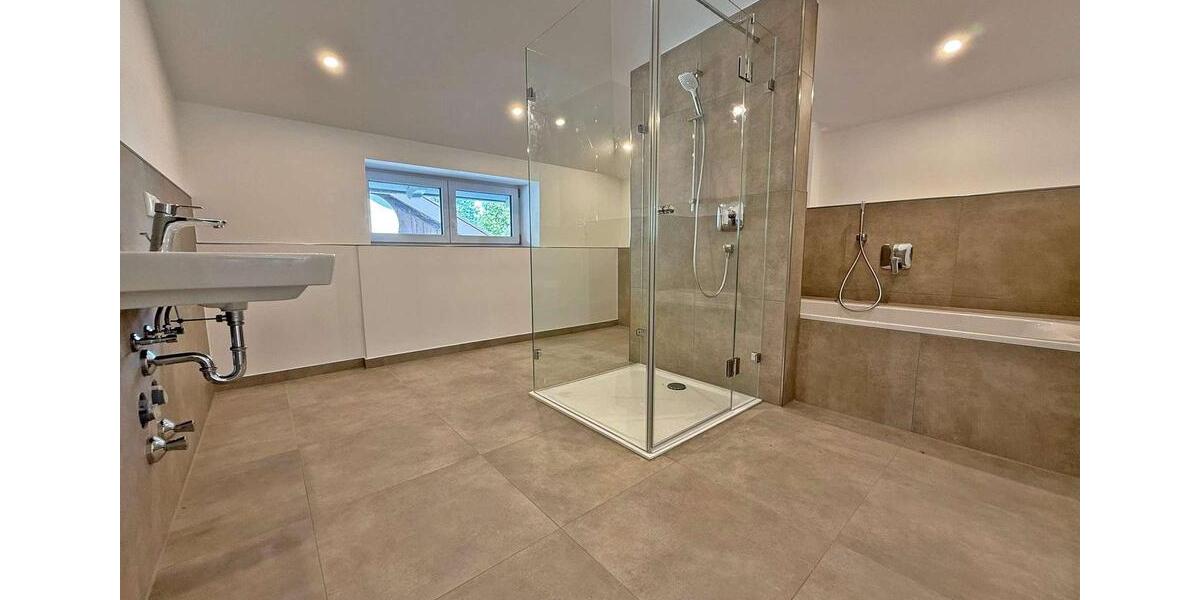 Etagenwohnung Altenmarkt an der Alz - 3 Zimmer, 83 m&sup2;, 1.000&euro; | Angebot:22180739