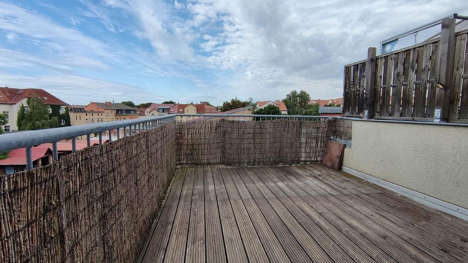 Dachgeschoßwohnung Weimar - 2 Zimmer, 76 m&sup2;, 798&euro; | Angebot:26496282