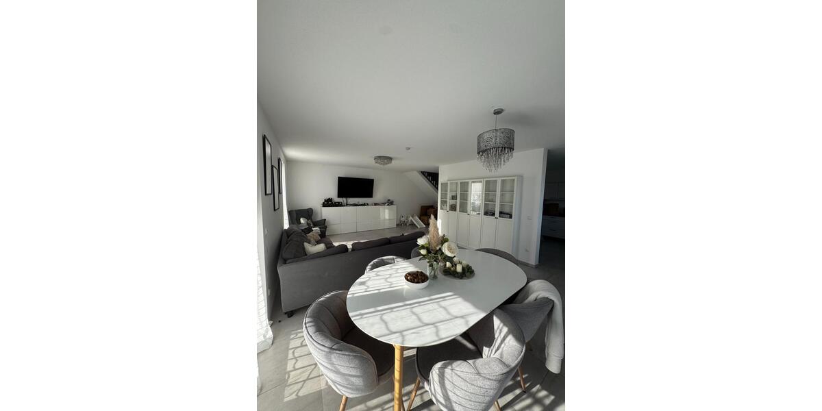 Großzügige 5-Zimmer MaisonetteWohnung mit Küche in Bad Schwalbach 5 zimmer