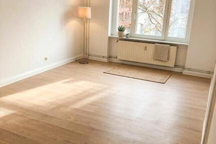 Wohnung Weißenfels - 4 Zimmer, 109 m&sup2;, 600&euro; | Angebot:26407839