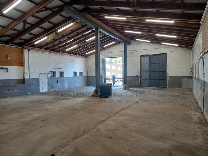 Flexible Gewerbehalle mit 265 m² – Ideal für Lager, Produktion oder Handwerk